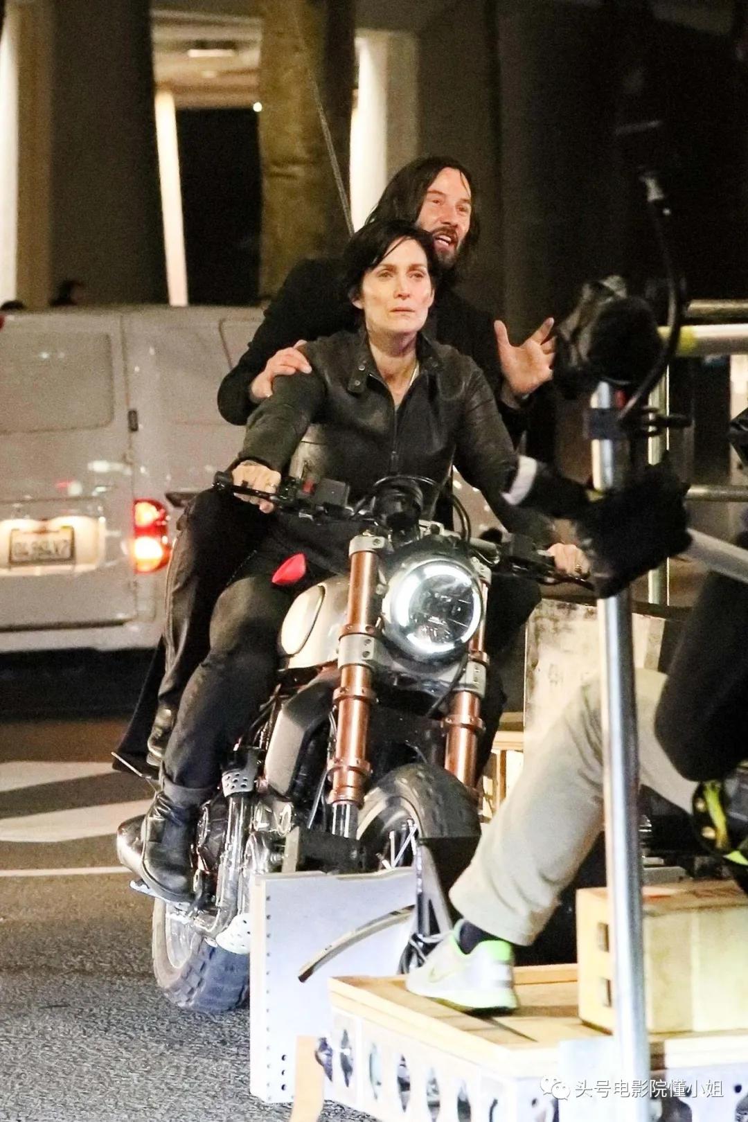 黑客帝国利维斯,黑客帝国4时隔20年再次相见