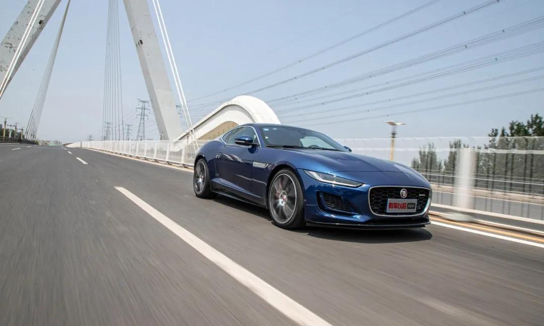 2018款3.0t捷豹f-type现车,捷豹f-type对比保时捷911