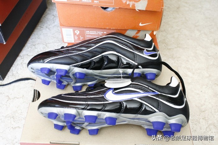 17岁签约nike,t90头号代言人欧锦赛反水怒喷球鞋散热差