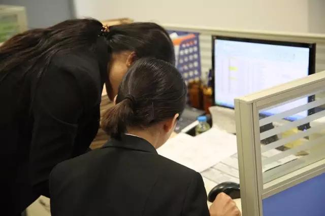 4s店哪一个岗位赚钱,你以为的4s店员工