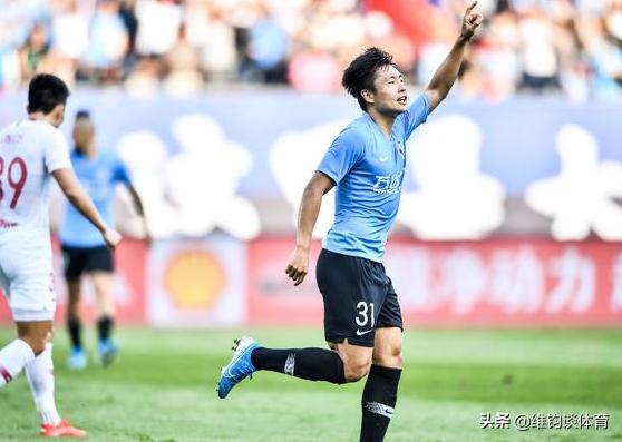 杨昊踢球集锦,足坛跑不死