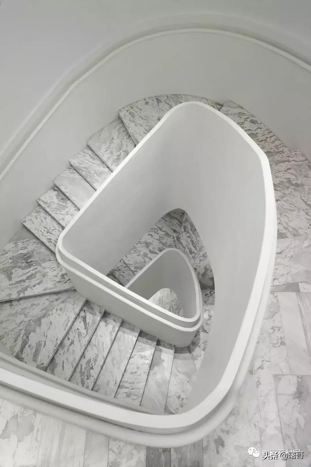 门店大理石楼梯效果图,轻奢大理石楼梯