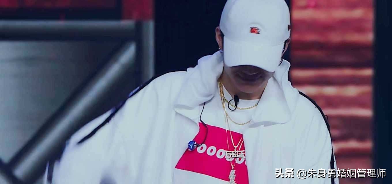 李小璐贾乃亮的共同声明最新消息,李小璐贾乃亮官宣离婚是真的吗