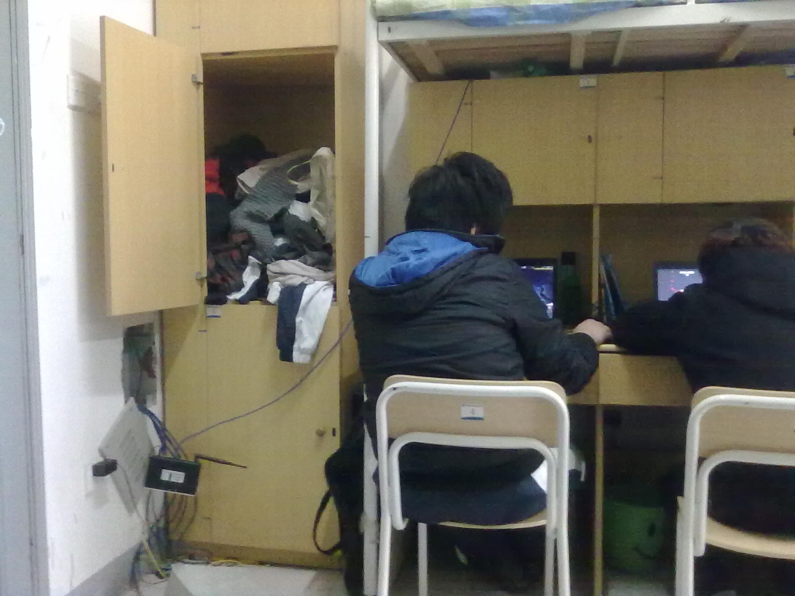 现在的大学生怎么都玩游戏,现在的大学生玩游戏正常吗