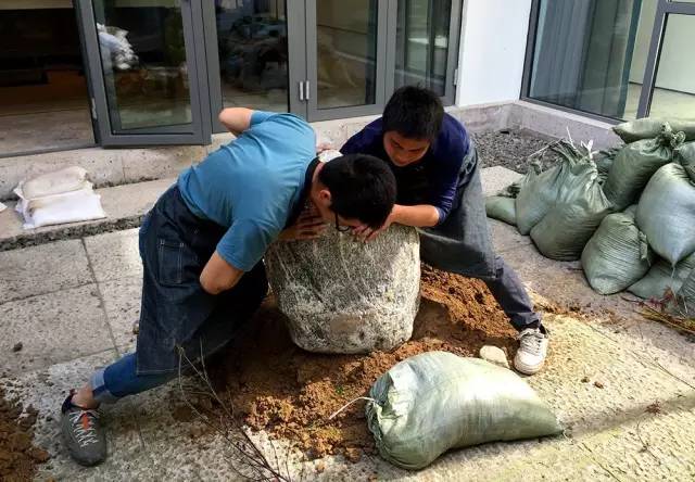 枯山水庭院景观制作过程,庭院枯山水施工做法