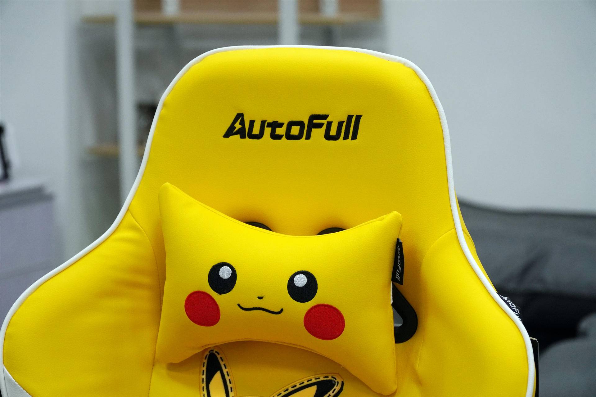 傲风宝可梦联名椅,测评傲风电竞椅