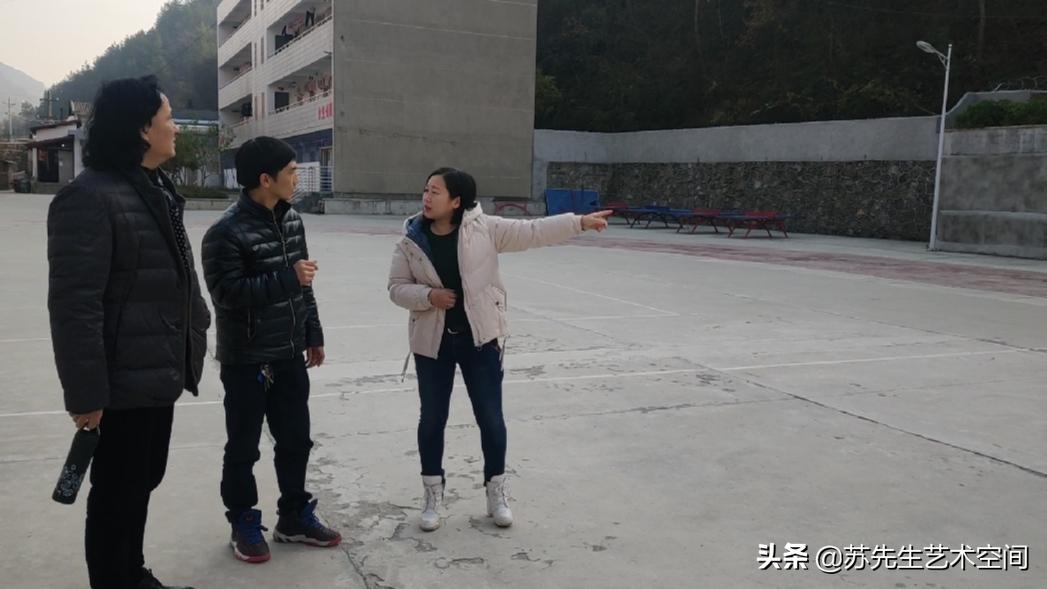 双十二艺术家走进乐园中学！网友感叹有一种情怀叫我们的母校