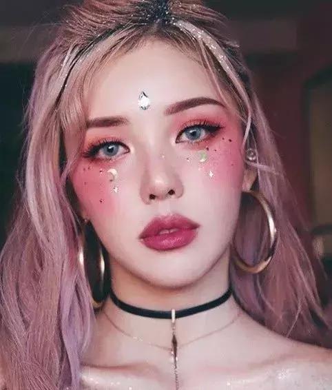 女生去蹦迪的注意事项,第一次去蹦迪应该注意什么