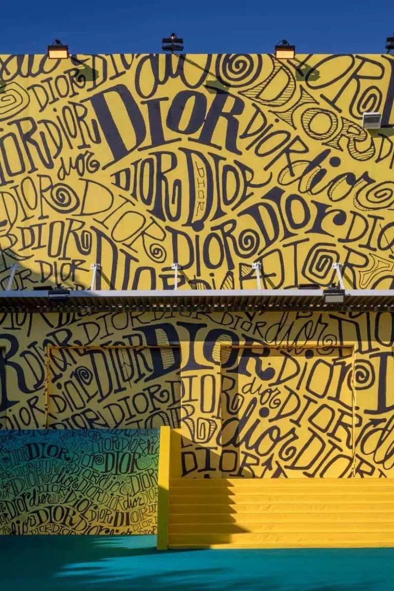 最好的时代最糟的时代,最好的时代和最坏的时代具体表现