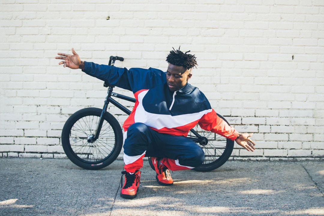 只有nike才有倒钩吗,为什么现在的耐克有4个勾