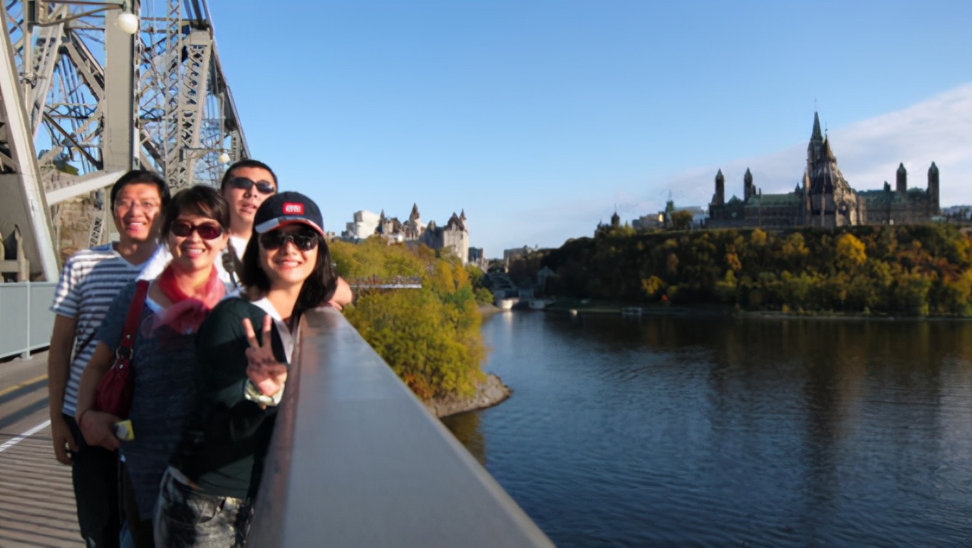 华人在加拿大真实的打工生活,华人生活在加拿大