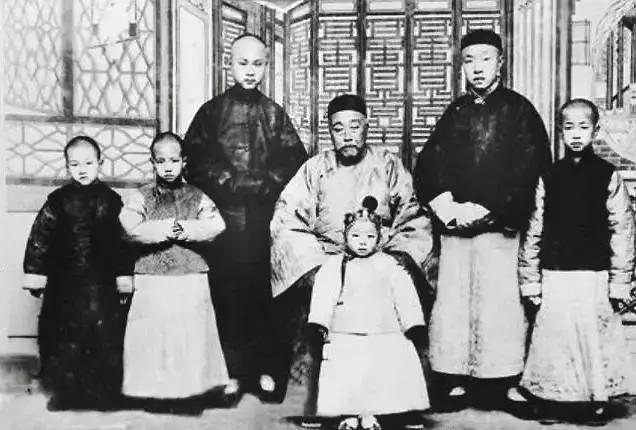 他无一纸文凭，何以成为清华教授，被誉为三百年才出一个的大师？