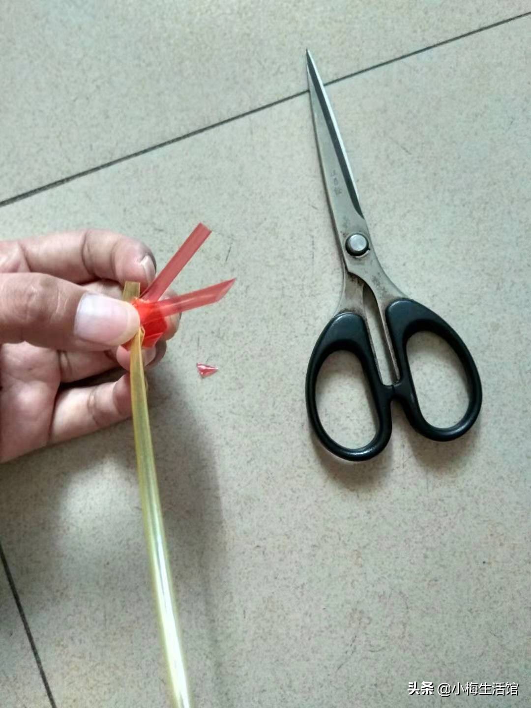 用卫生纸折玫瑰花慢教程,最简单大玫瑰花折法2步