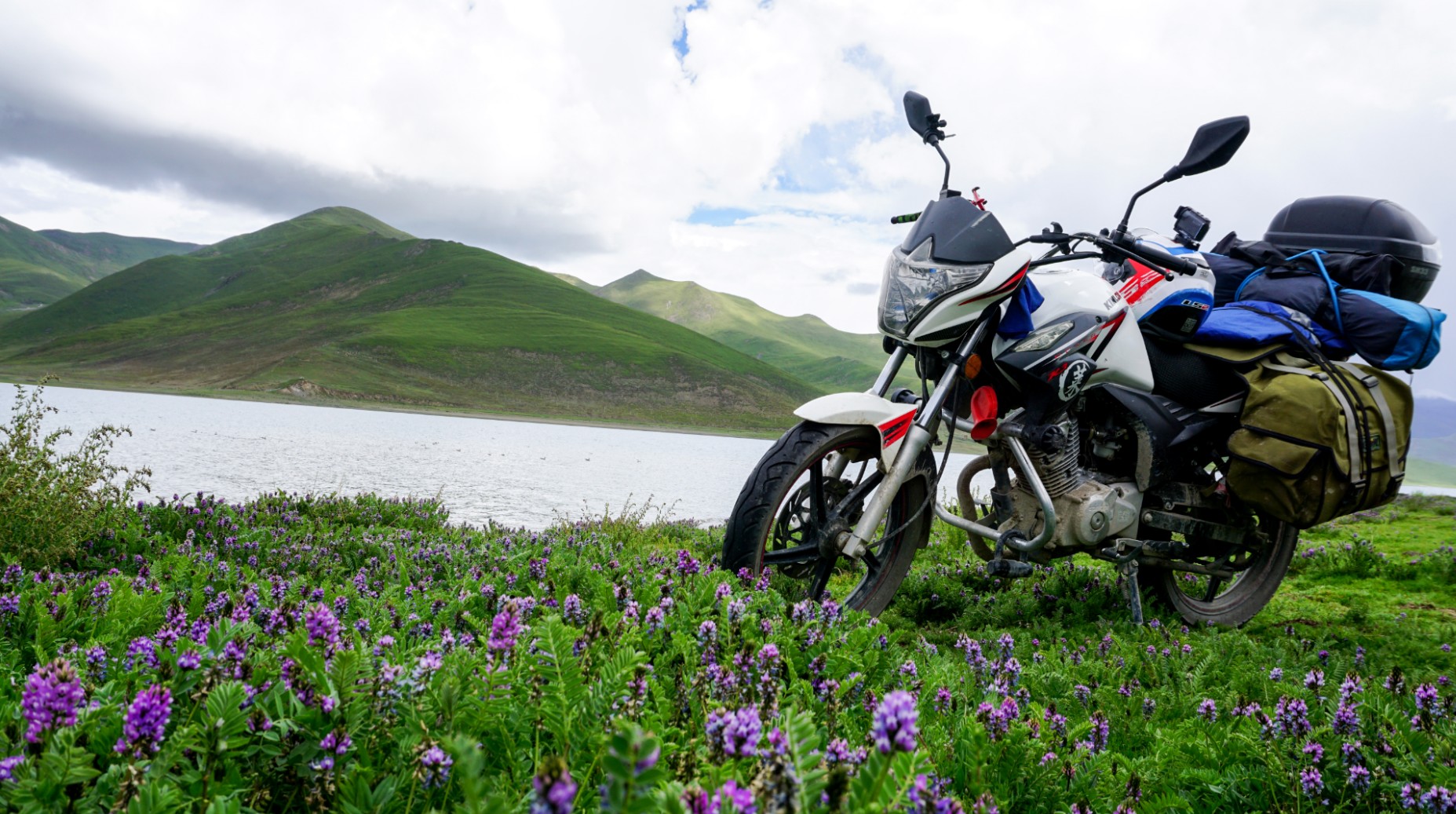 骑摩托车去西藏的旅游视频,摩旅318川藏线摩托车全程视频