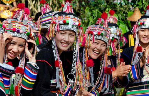 云南少数民族传统文化保护,四川和云南哪个少数民族多