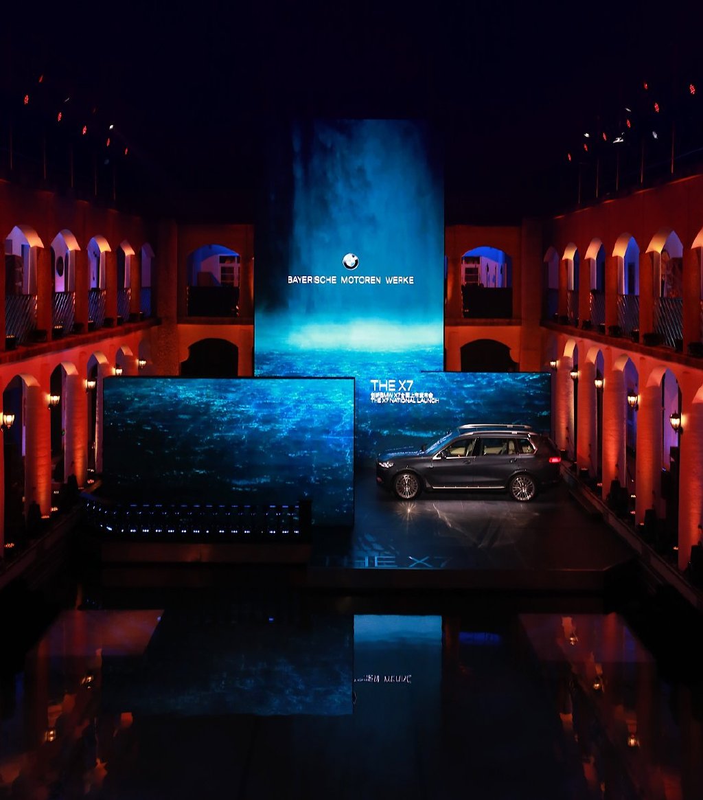 创新bmwx7专属交车仪式,创新bmwx7