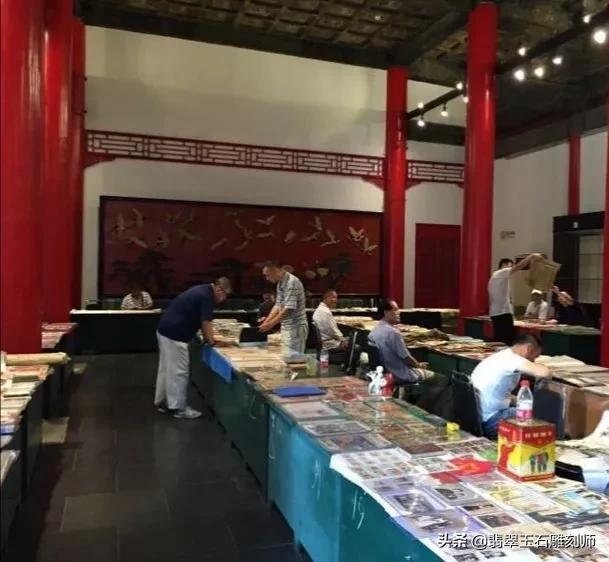 翡翠手镯鉴定及估价,翡翠手镯免费鉴定估价方法