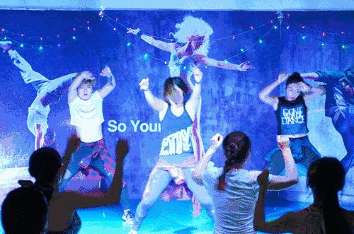 10.30！苏宁广场邀您近距离接触乘风破浪的姐姐