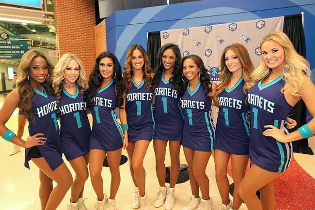 拉拉队美女跳舞dj国外,啦啦队热舞nba