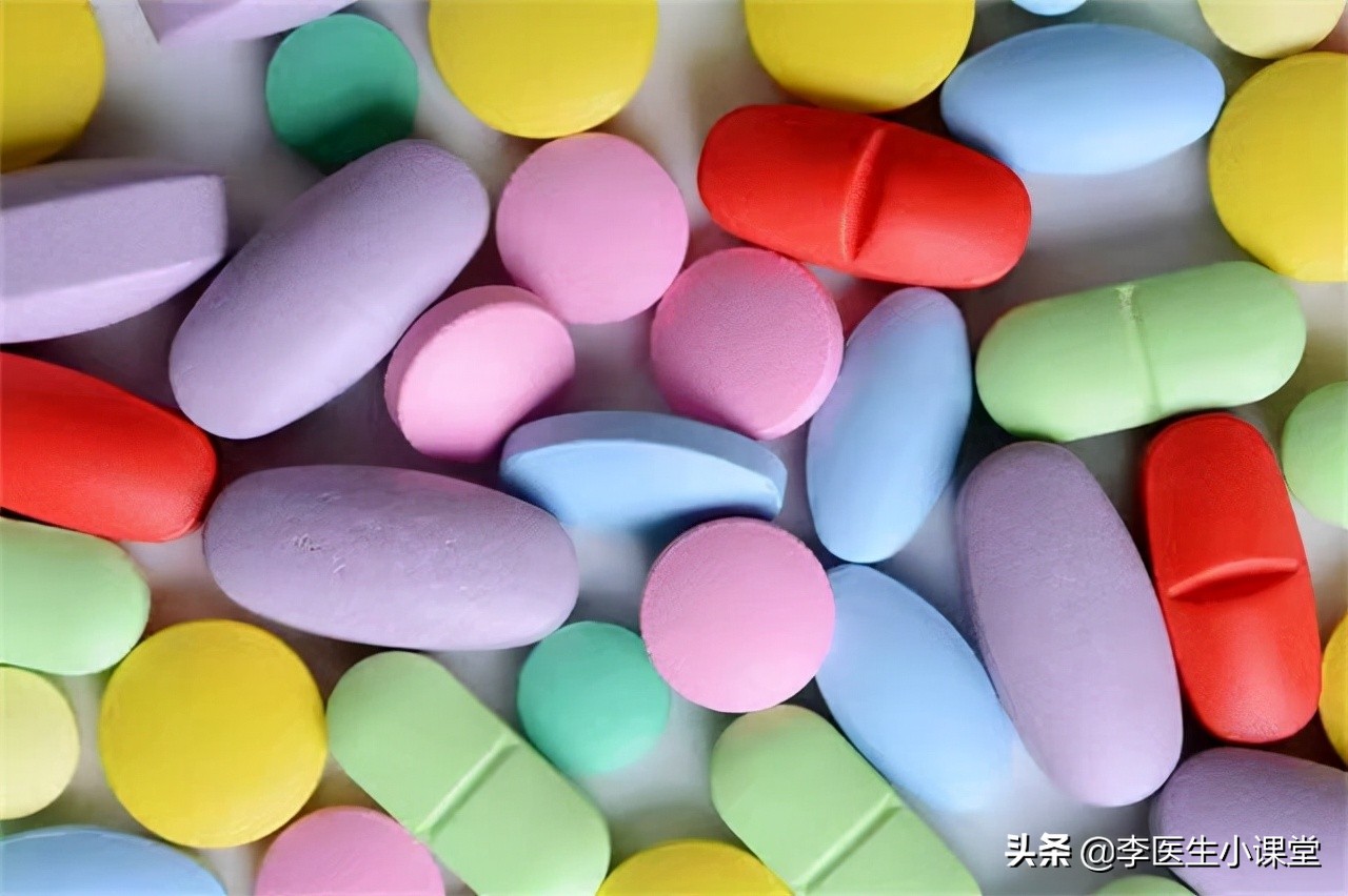 口腔溃疡吃维生素c还是维生素b2,用维生素c和维生素b2治口腔溃疡吗