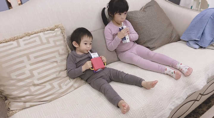 宝宝吃母乳对宝妈有哪些好处呢,瓶喂母乳会影响产量吗