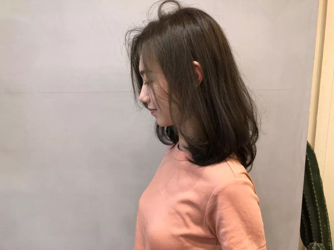 想拥有乌黑浓密又柔顺亮泽的头发，这些方法就可以帮到你