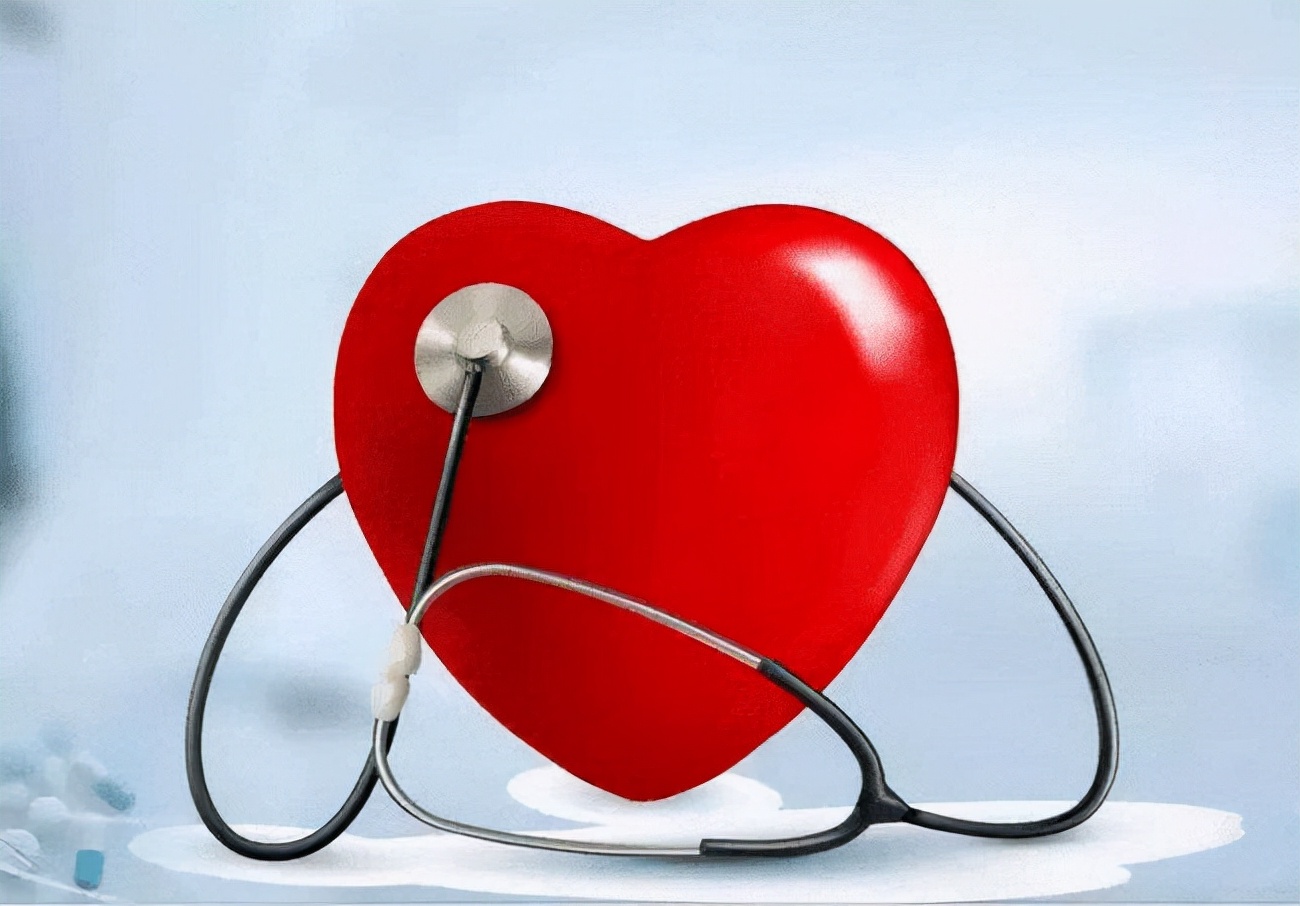 新生儿眼睛周围发青怎么回事,新生儿的眼睛有些浑浊正常吗