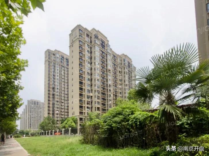 比周围小区便宜的二手房,比同小区户型便宜10万把房子卖了