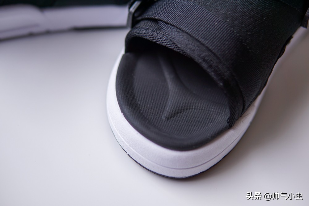 包邮试穿高档软底凉鞋,小米有品freetie缓震超轻运动鞋