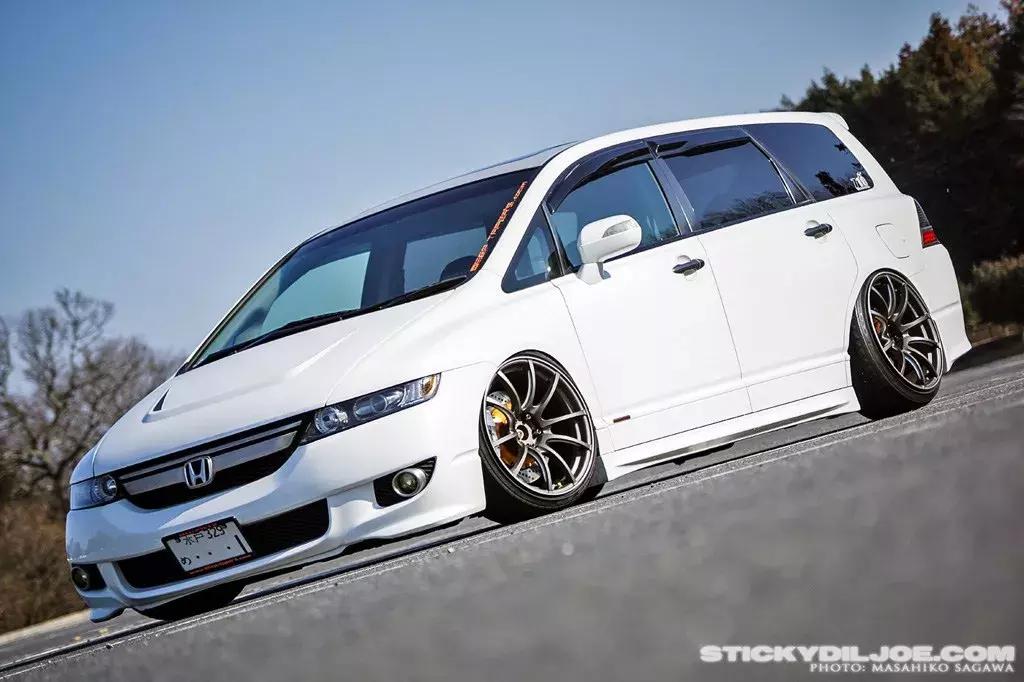 换机油机滤保养费多少,自己带机油机滤去换油大概多少钱