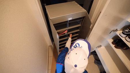 “变态”到极致的日本人，连搬家都不放过，网友拍下全过程！