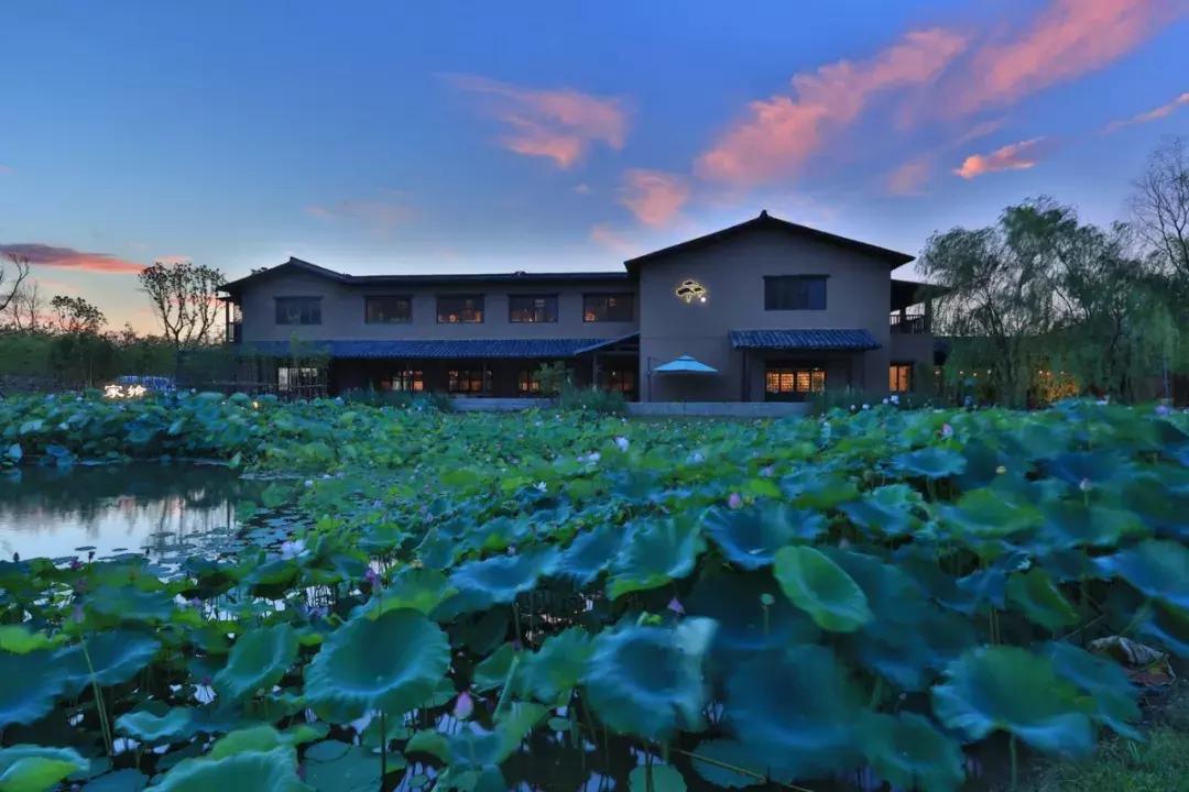 离杭17min，意大利设计师做了一个“最中国”的庄园，媲美安缦