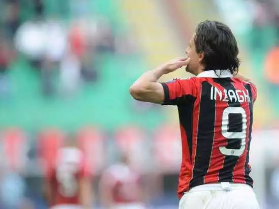 天下足球十大经典逆转集锦解说,天下足球经典的催泪原声