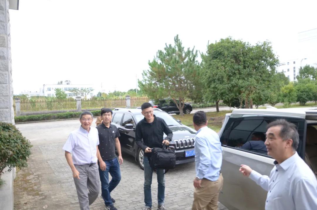 鐧捐儨涓浗瀹夊窘鍏徃,鐧捐儨涓浗瀹夊窘