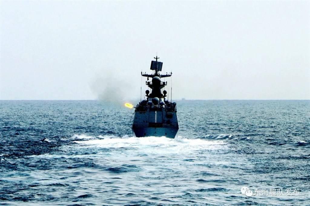 解放军在东海海域军事演习,2024东海海域军演