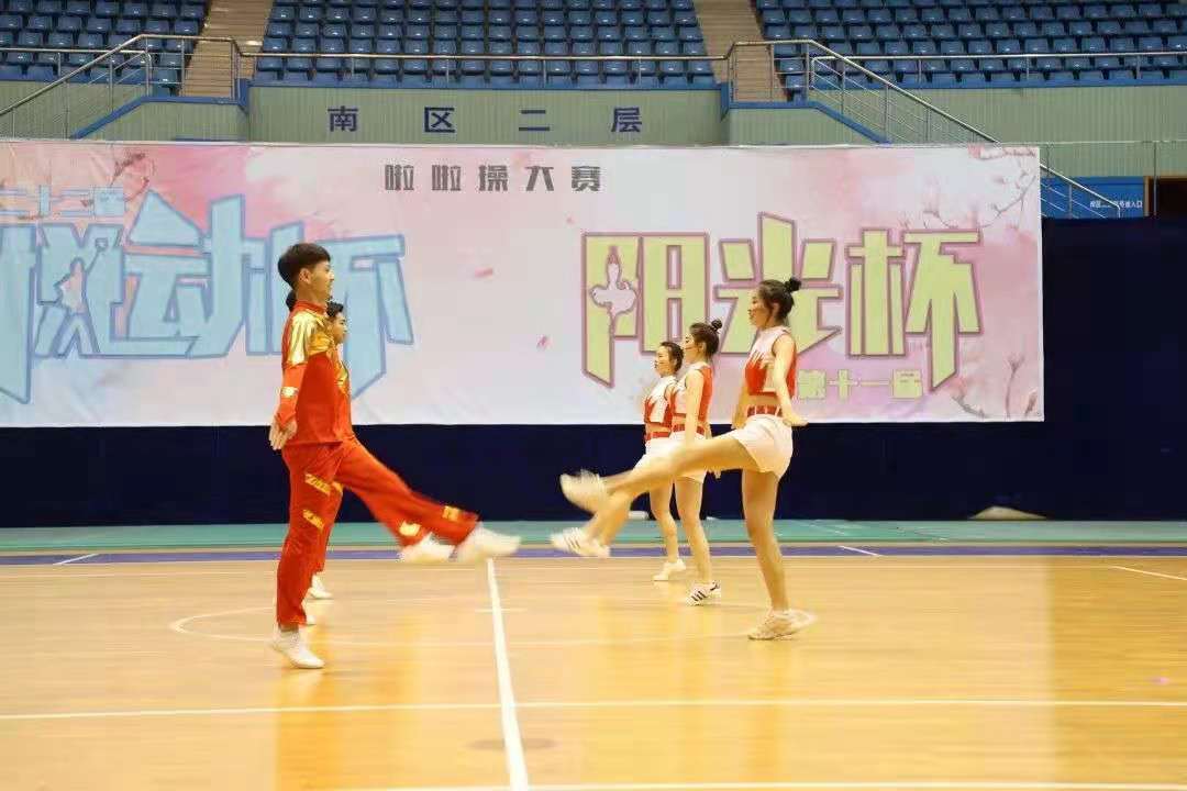 五月动起来图片,五月动起来舞蹈视频