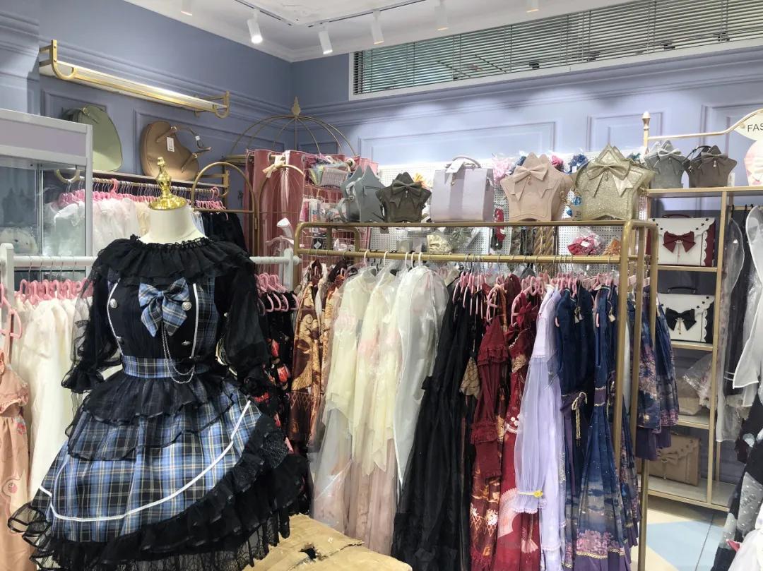哪个城市有汉服和洛丽塔实体店,西安汉服实体店汉服体验