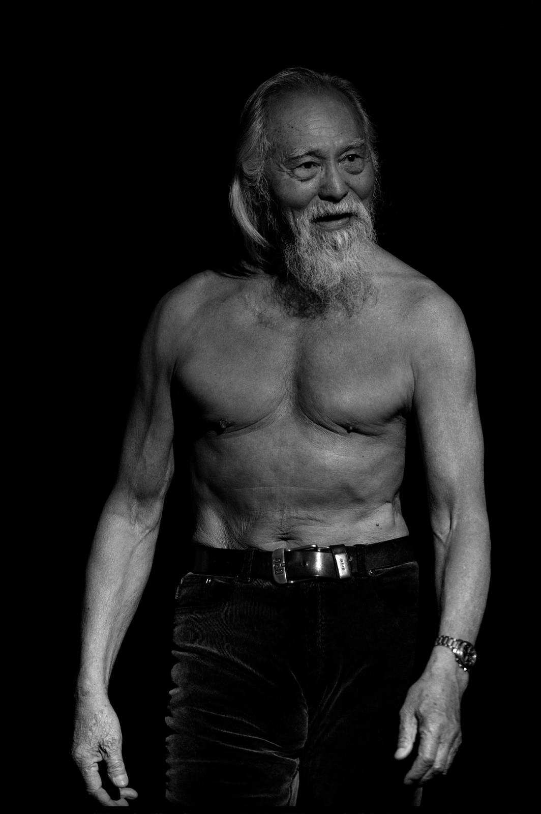 光鲜亮丽的背后是有多自律,c罗是坚韧自律的最佳典范