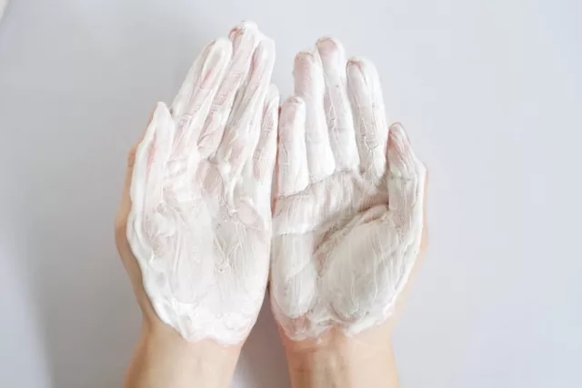 推荐几款网红洗面奶好用 (最近很火的网红洗面奶真的有用吗)