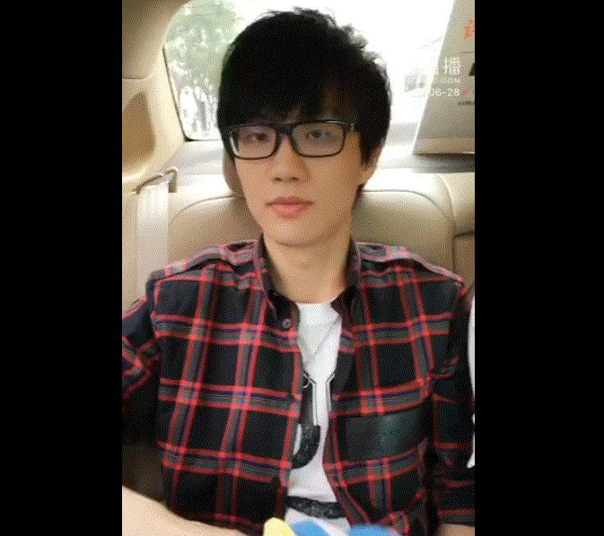 许嵩成名心酸史,许嵩成名前的过往