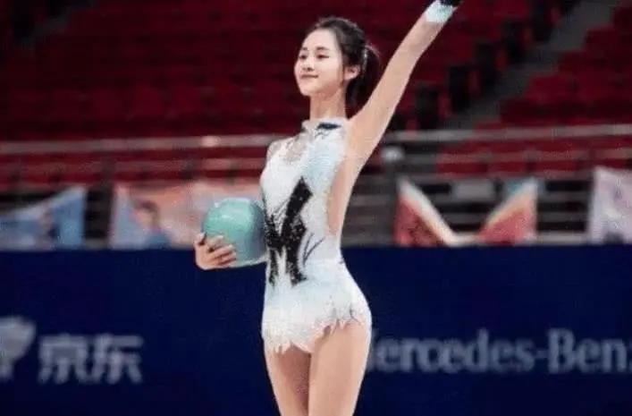 糖宝穿戏服跳舞,31岁糖宝舞蹈完整视频