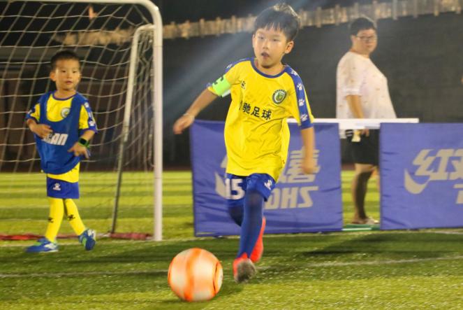 小小的球场大大的梦想,福鼎青少年足球比赛