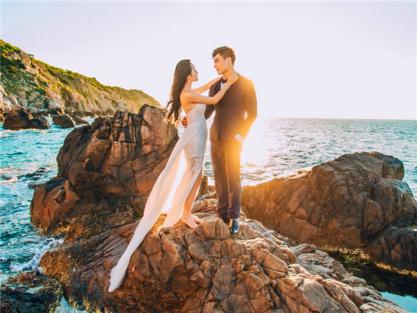 男人不结婚，必定会老无所依？“我无所谓，真活不下去了就去死”