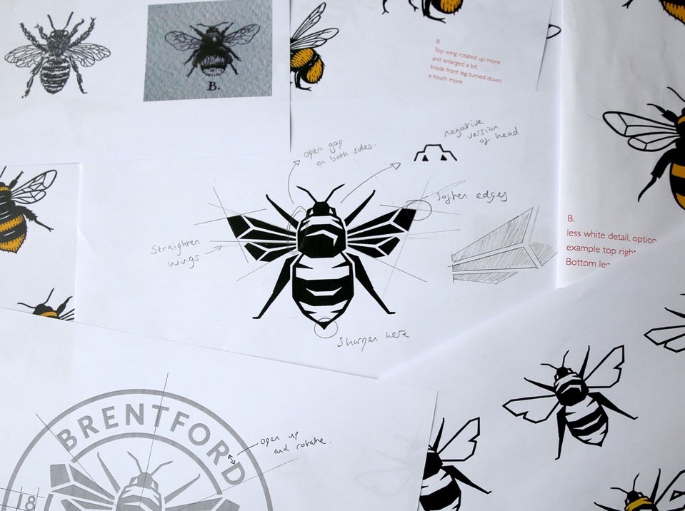 布伦特福德足球队徽,布伦特福德足球队球衣