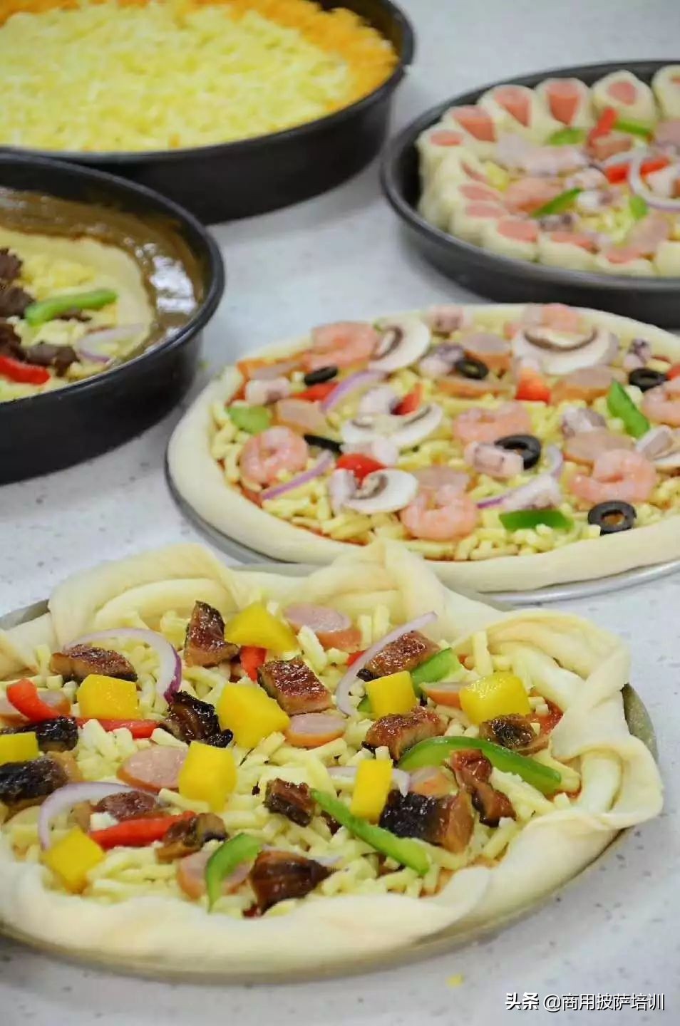 披萨做法家庭版冰箱冷藏发酵,自制披萨饼胚冷冻保存会硬吗