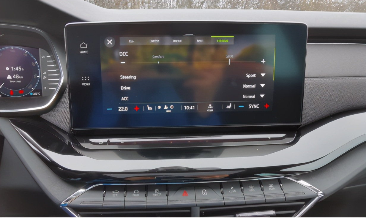 第四代斯柯达明锐国内版,明锐和高尔夫对比差别
