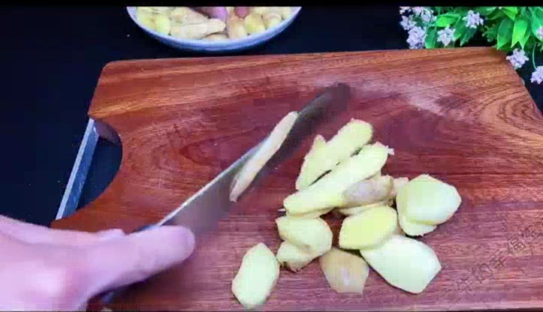 老奶奶腌制萝卜干独家秘诀,民间秘方腌制姜片介绍一下