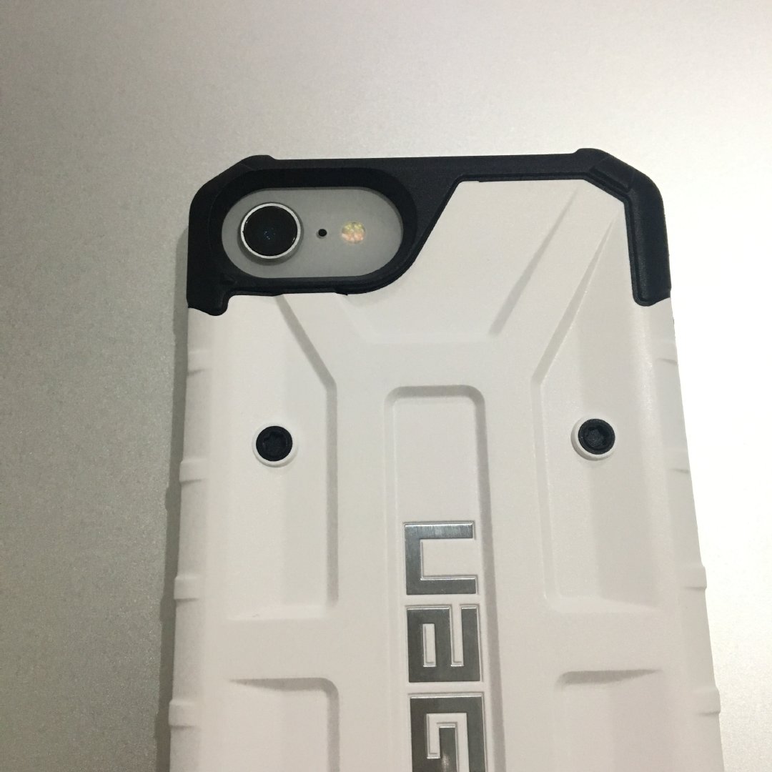 uag探险者银色和钻石系列对比,uag探险者手机壳iphone12