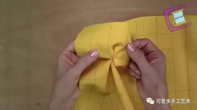 手工制作抱枕教程用针线勾,旧衣服自制抱枕不用针线了