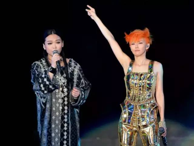 许美静和王菲,许美静和王菲当时谁红